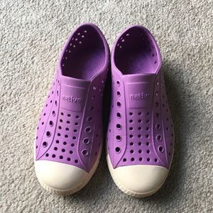 Native Shoes Girls Size 13